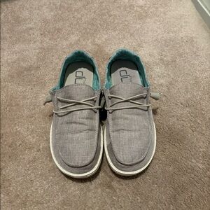 women’s hey dude shoes